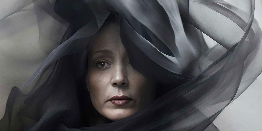 image - Isabelle Beernaert présente 'La Dame en Noir'