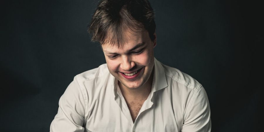 image - Simon Vaskou, piano