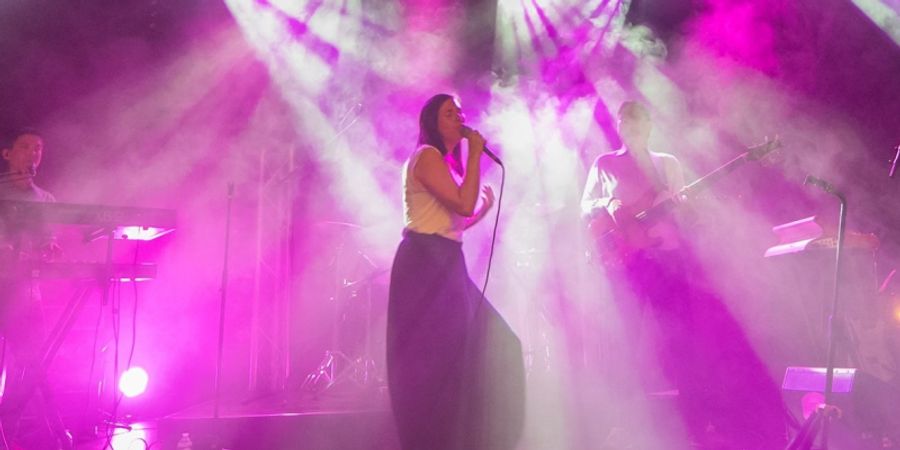 image - Walk on the moon – Concert