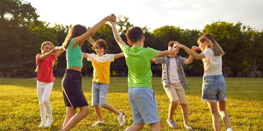 Stages pour enfants en Belgique : le guide complet pour des vacances actives et enrichissantes