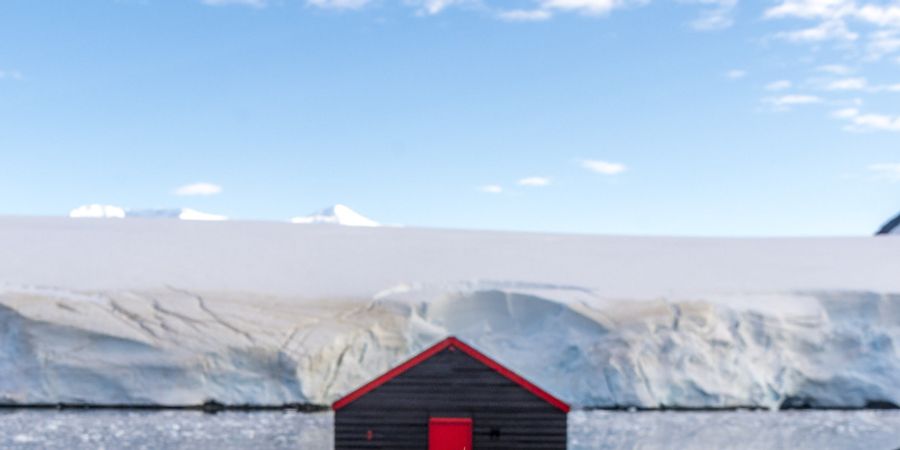 image - Antarctique · aux confins du Monde