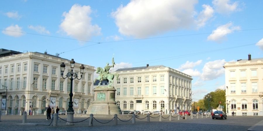 image - Le décor de la naissance d'une nation : quartier place Royale et parc de Bruxelles