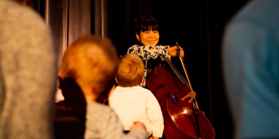 image - Zakoustics - Concert pour bébés (0-3 ans) - Violoncelle