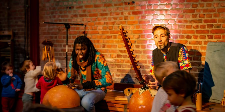 image - Zakoustics - Concert pour bébés 0-3 ans - N'Goni & Percussions