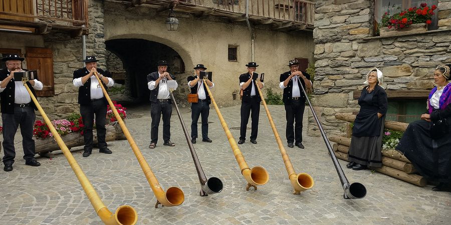 image - Exploration du monde : Les Alpes, ambiance des cimes