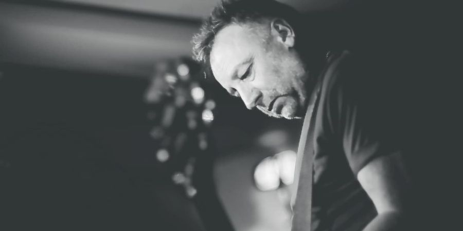 image - Peter Hook & The Light