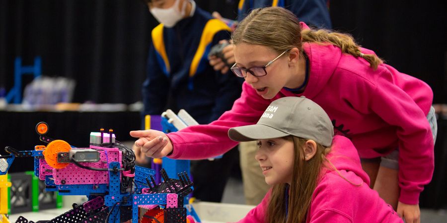 image - GIRL POWERED - Journée de découverte de la robotique spéciale fille