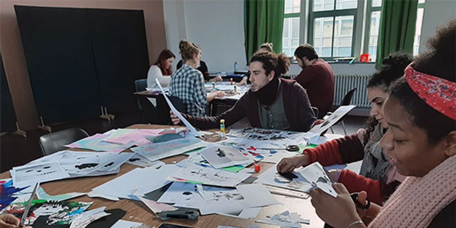 image - Kamishibaï intergénérationnel : petit théâtre d’images à l’intention de tous