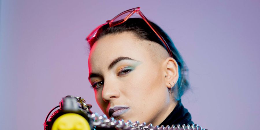 image - wireless people