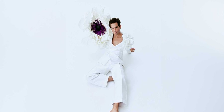 image - MIKA