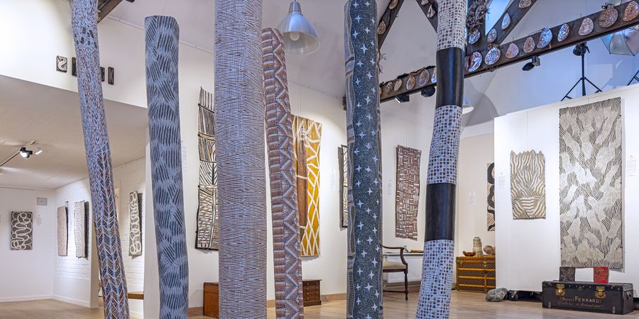image - Les femmes du lever du soleil - Miwatj Miyalk - Art Aborigène d'Australie