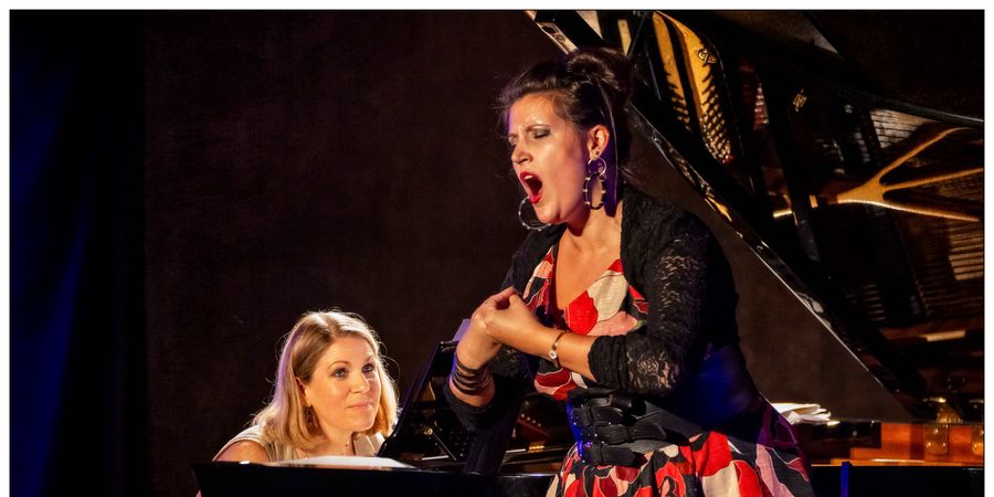 image - SANGS - Elodie Vignon & Sarah Laula