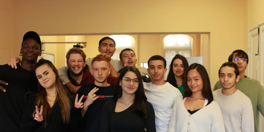 image - Les brigands – Lycée Émile Max