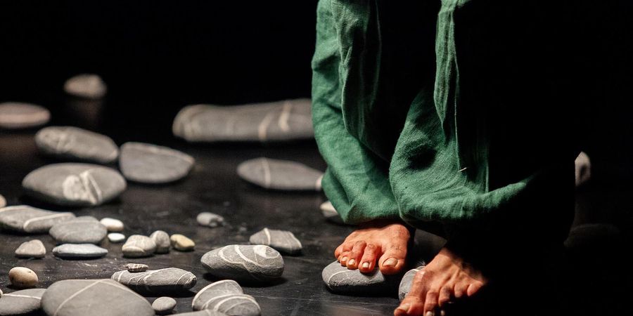 image - Sur le chemin, j'ai ramassé des cailloux