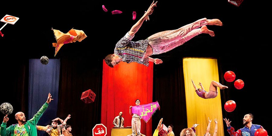 image - FIQ! (Réveille-toi!) par le Groupe Acrobatique de Tanger