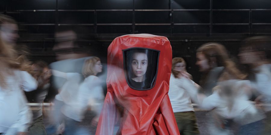 image - La décision - Les enfants du monde à venir