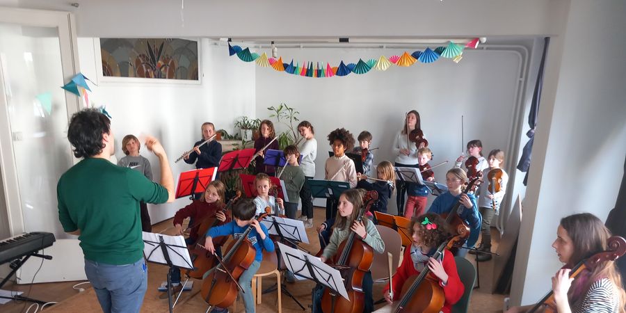 image - La pratique collective d’un instrument de musique, violon, violoncelle et flûte