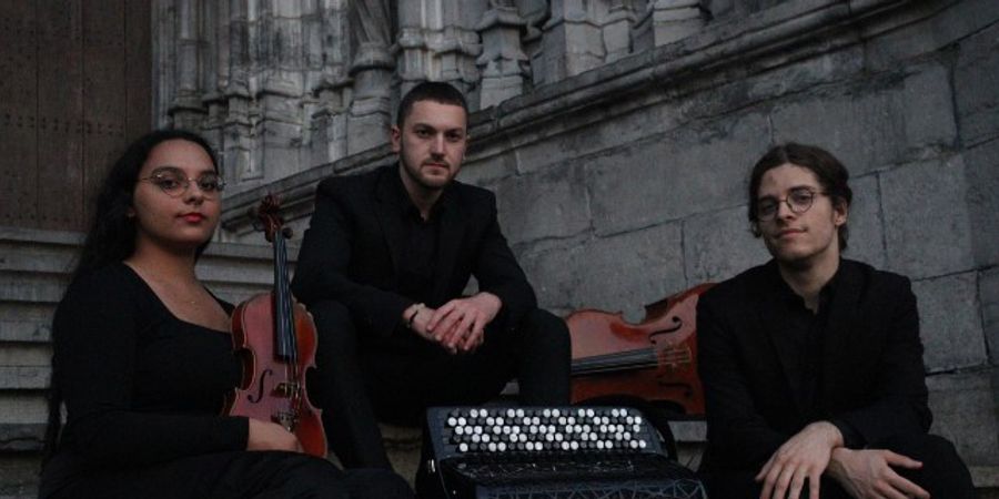 image - Un voyage à travers le modernisme, Trio Fractal
