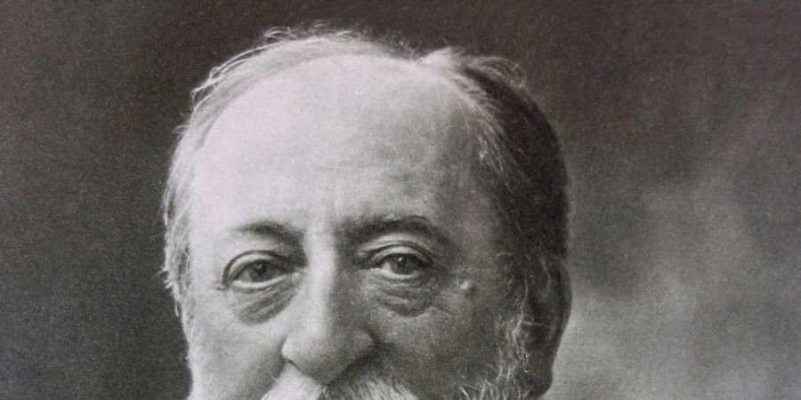 image - Midzik - L'ensemble Est-Ouest joue Mozart et Saint-Saëns