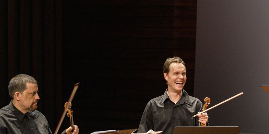 image - Le temps suspendu / Jean-Paul Dessy et l’ensemble Musiques Nouvelles