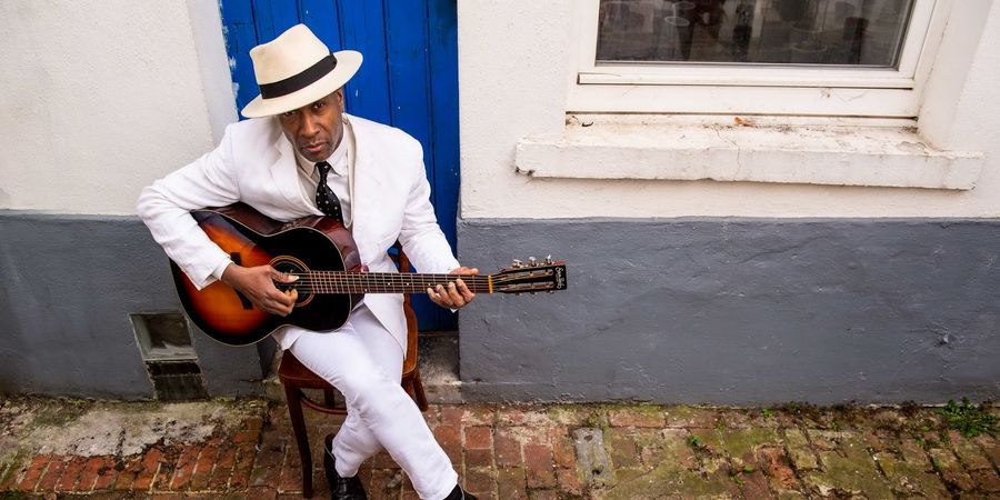 image - Bai Kamara Jr Trio Traveling Medicine Man