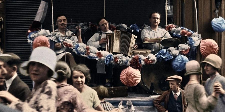 image - Le bal. Une histoire & un expérience vibrante et vivante