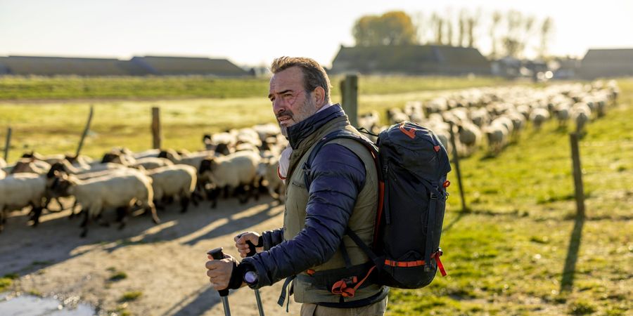 image - A travers champs : Sur les chemins noirs (documentaire)