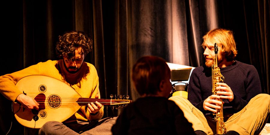 image - Zakoustics - Concert pour bébés (0-3 ans) - Sax Soprano & Oud