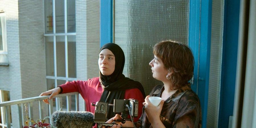 image - Ana + Yek de Zohra Benhammou & Romy Mana