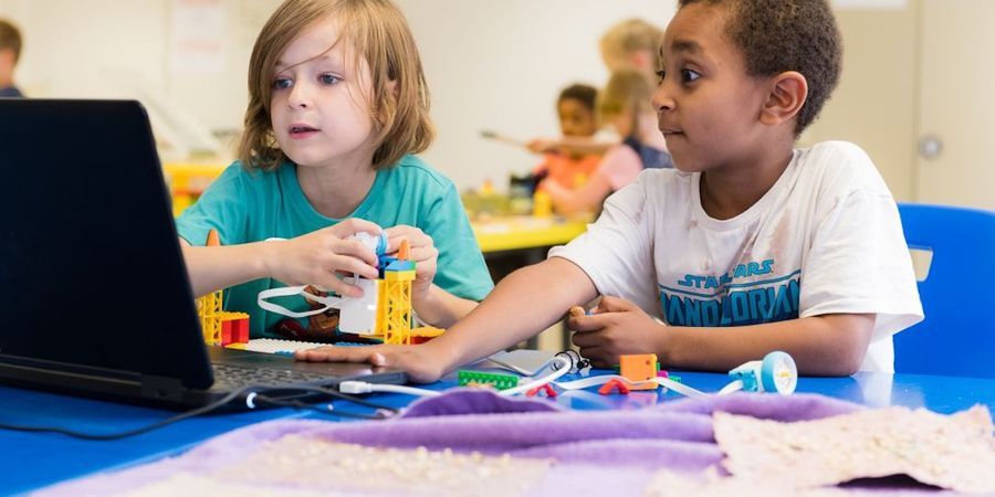 image - LEGO Robot kamp: pretparkdesigners (VK08)