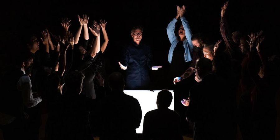 image - Los Angeles Master Chorale & Peter Sellars