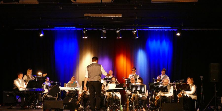 image - Concert > Melodic Jazz Band