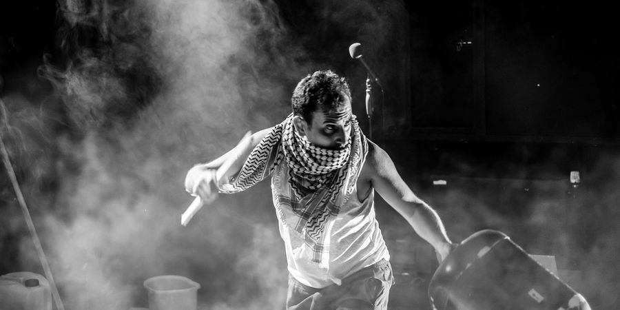 image - And Here I Am van Ahmed Tobasi & Hassan Abdulrazzak - Zoe Lafferty