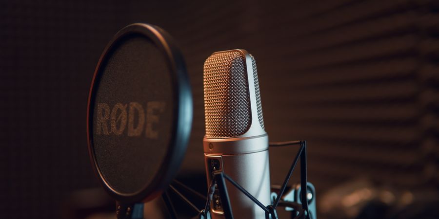 image - Stage Radio