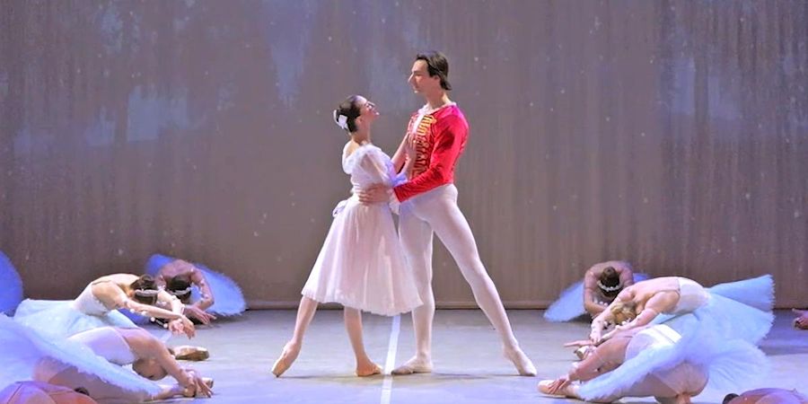 image - Le Ballet Casse Noisette