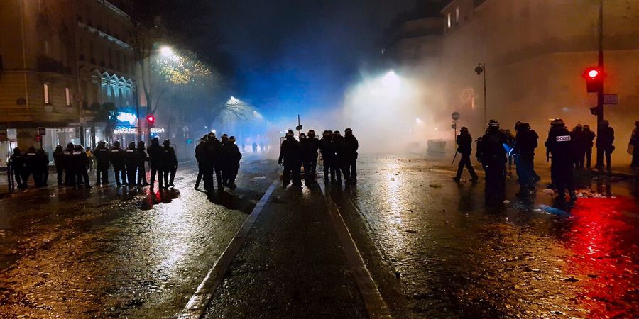 image - Un pays qui se tient sage