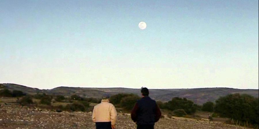 image - El Cielo Gira - Mercedes Álvarez