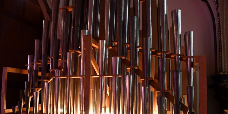 image - Jean-Pierre Dassonville, cor, et Guy Van Waas, orgue, méditent....