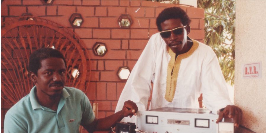 image - Radio solaire - Radiodiffusion rurale