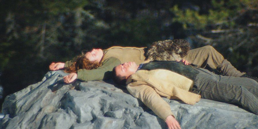 image - The Girl in the Snow