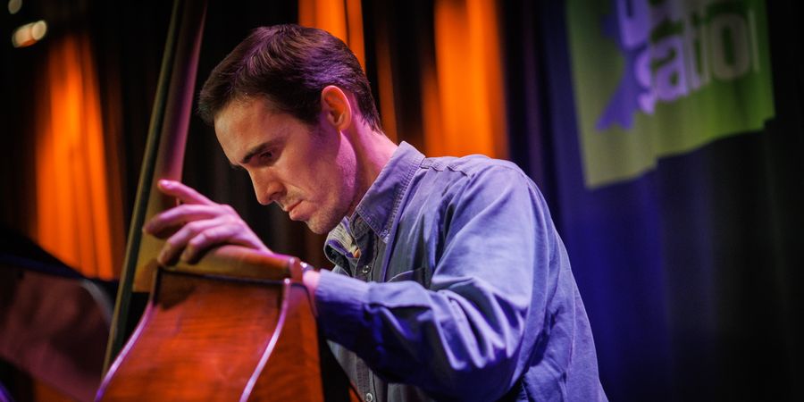 image - session FLOW adults | immersive performance contemporary dance & jazz-live music