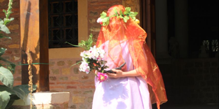 image - Stage Devenir une fille romaine