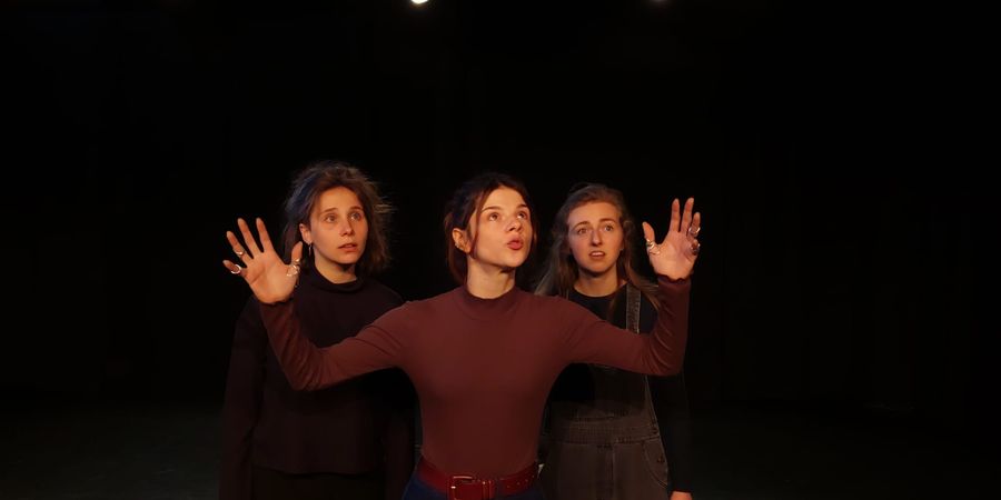 image - Une clé, trois tours