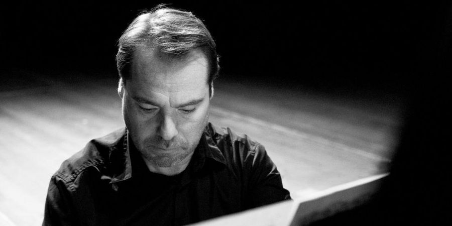 image - Six Pianos