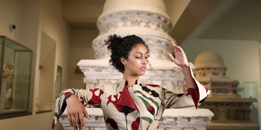 image - DE KUNST VAN DE DRAAD – CREATIES VAN AFGHAANSE VROUWEN