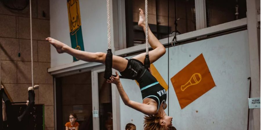 image - Acrobatie jongeren 12-17j