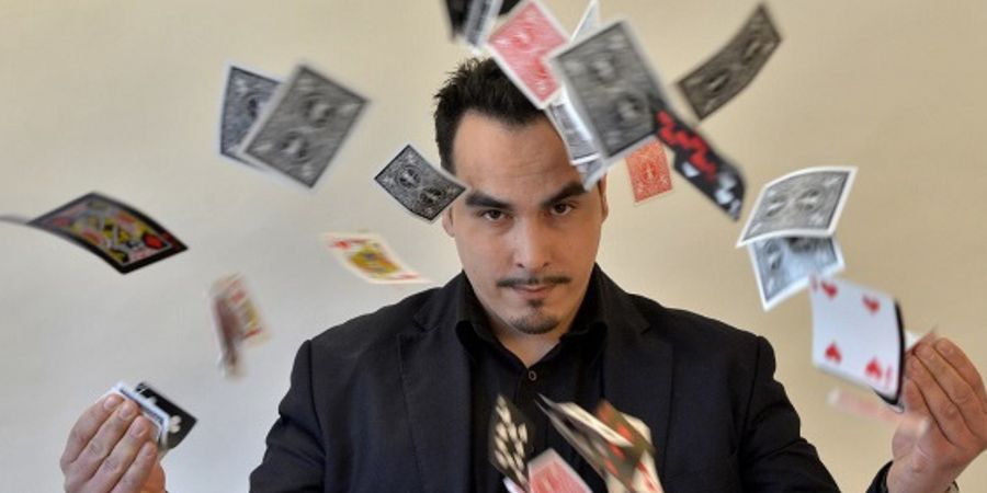 image - Éric Magic… Magicien !