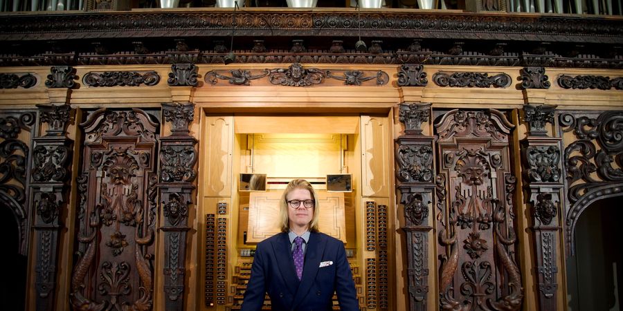 image - Organist Stéphane MOTTOUL in het Festival van de Begijnhofkerk.