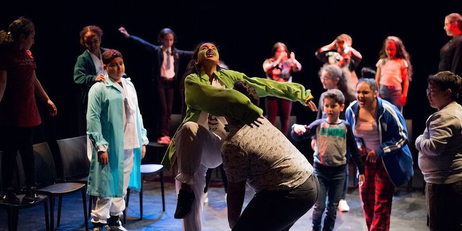 image - CONSTRUIRE UN SPECTACLE / COLLECTIF LA BRÈCHE