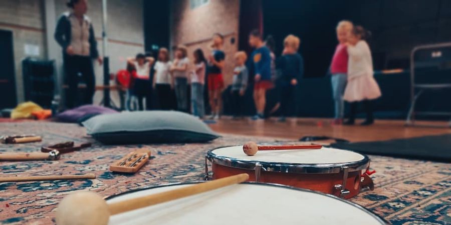 image - STAGE Jeunesses Musicales / Hop dans la valise